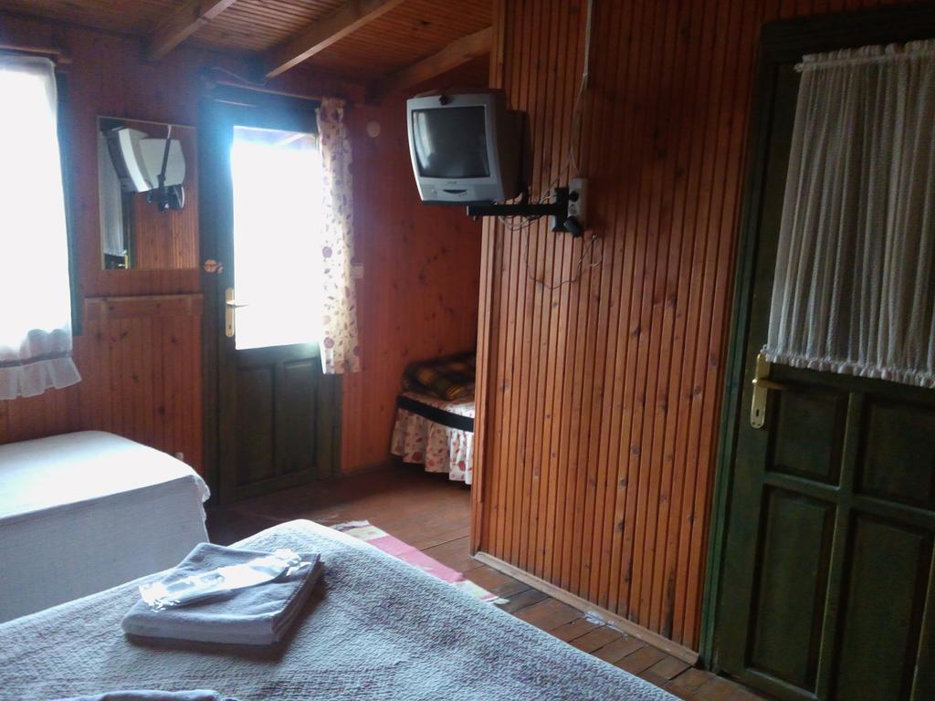 Ekoland Hotel 阿瓦 外观 照片