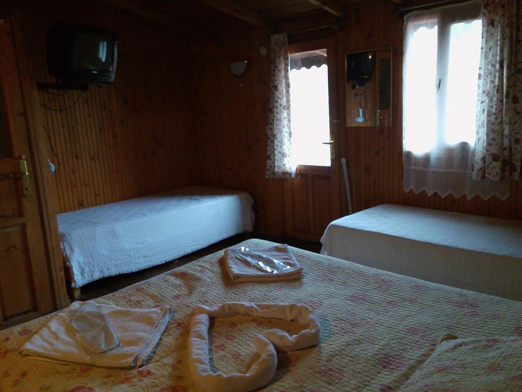 Ekoland Hotel 阿瓦 外观 照片