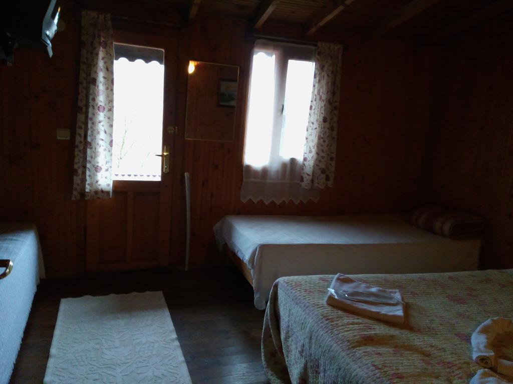 Ekoland Hotel 阿瓦 外观 照片